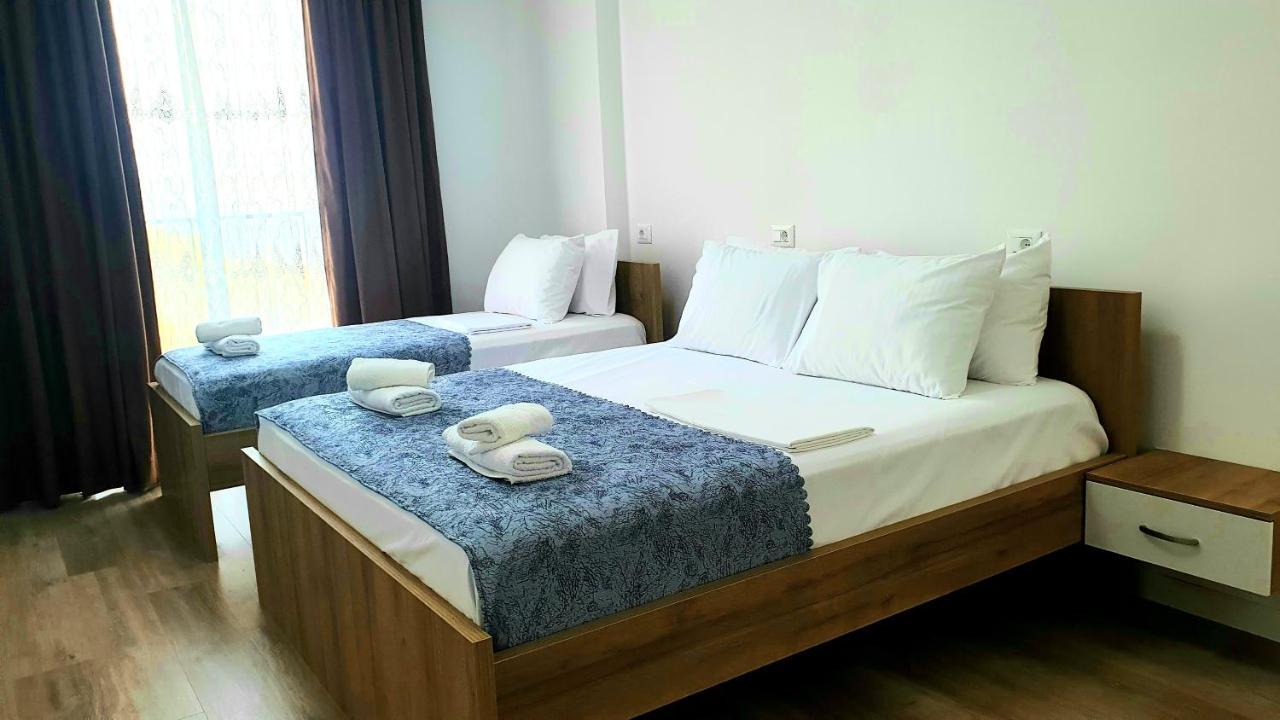 2F Saranda Apartment Exterior photo