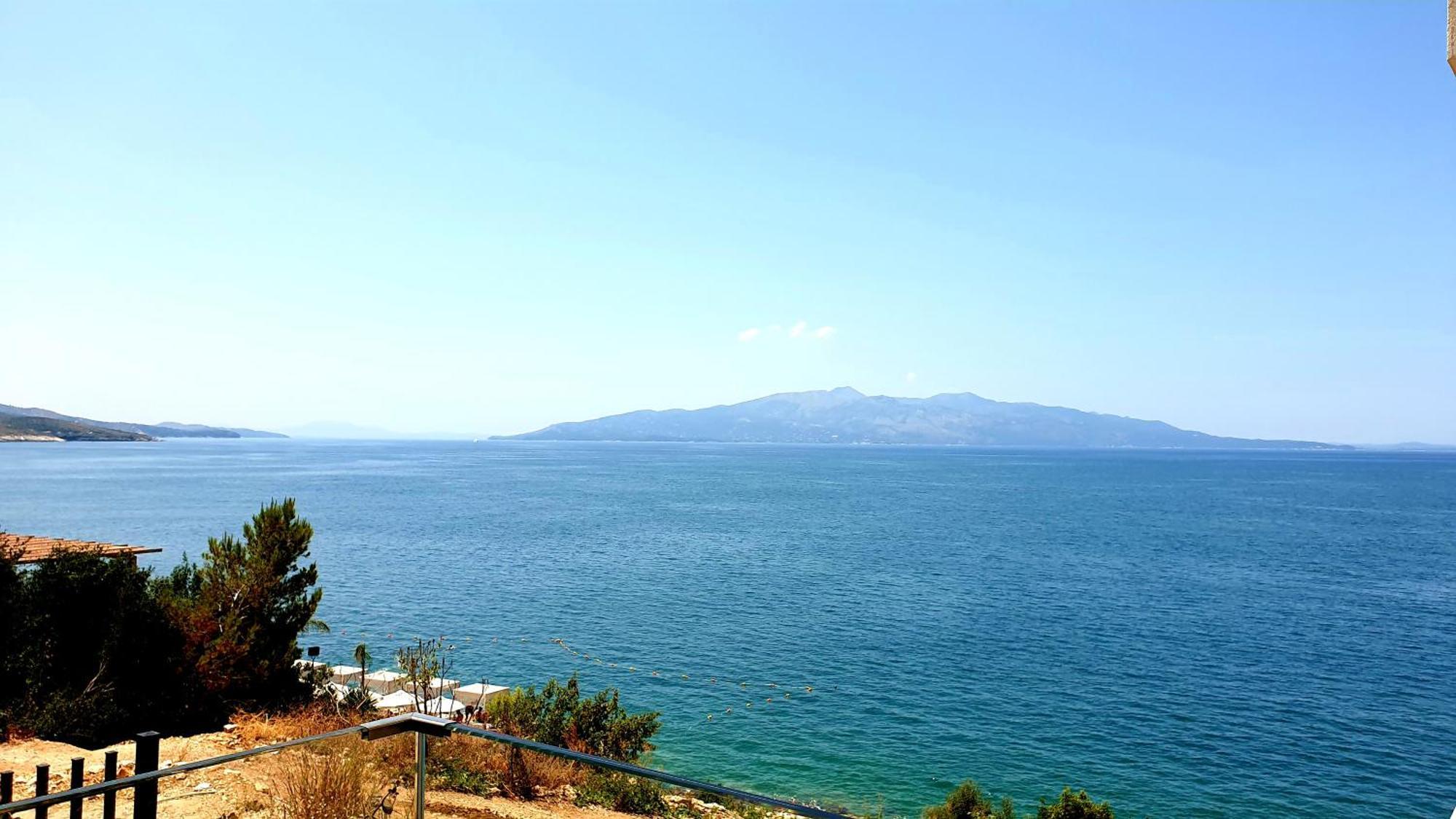 2F Saranda Apartment Exterior photo